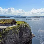Beautiful With Seaview And Sunny