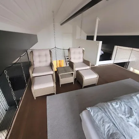 Beautiful With Seaview And Sunny *