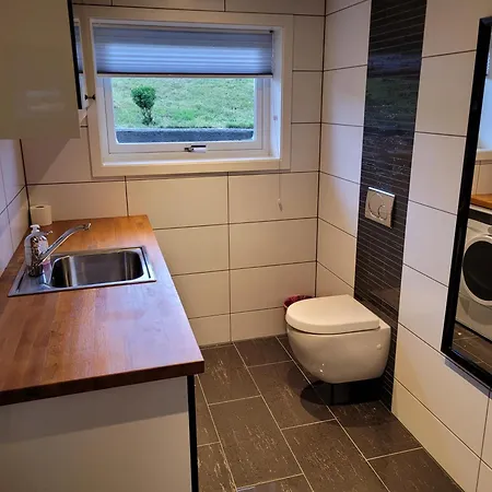 Villa Beautiful With Seaview And Sunny Askoy